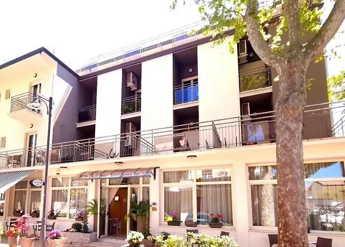 Hotel Villa Tina